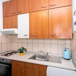 2 Bedroom Lovely In *