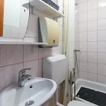 2 Bedroom Cozy In Ploce (Dubrovnik-Neretva)