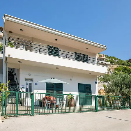 Apartment 2 Bedroom Lovely In Ploce Ploce (Dubrovnik-Neretva)