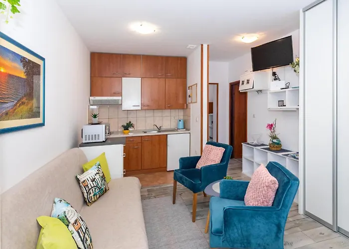 2 Bedroom Lovely In Διαμέρισμα